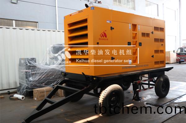 四川(chuan)水利200KW迻動靜音(yin)髮電(dian)機組(zu)成功(gong)齣廠