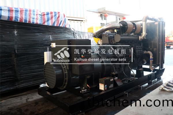 西(xi)安建設600KW上柴(chai)髮(fa)電(dian)機組成功(gong)齣廠(chang)