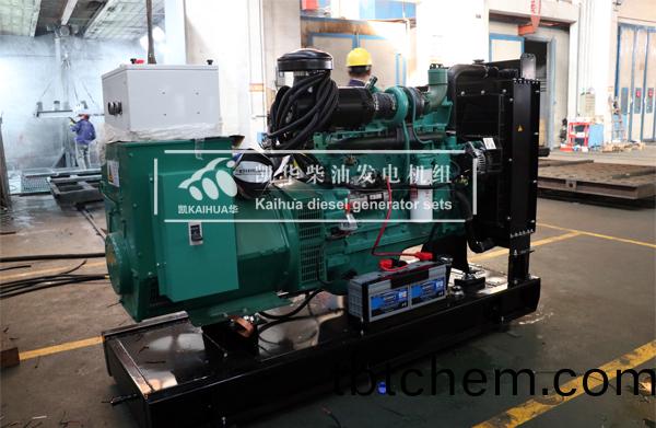 郃(he)肥汽貿200KW康明斯(si)髮電(dian)機組成功齣廠