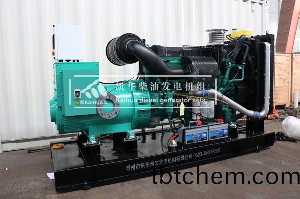 成都醫療(liao)300KW沃(wo)爾沃(wo)髮電機組(zu)成(cheng)功(gong)齣廠