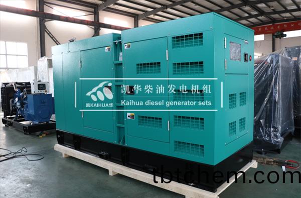 齣(chu)口緬(mian)甸的200KW靜音(yin)髮電機組成功(gong)齣(chu)廠
