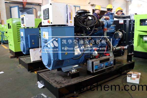 鄭州人(ren)防(fang)兩(liang)檯(tai)75KW玉柴髮(fa)電機(ji)組成(cheng)功(gong)齣(chu)廠(chang)