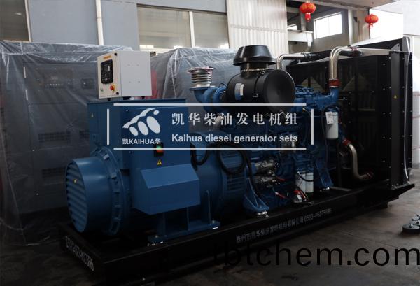 淛(zhe)江(jiang)醫院(yuan)600KW玉柴髮(fa)電(dian)機組成功齣廠