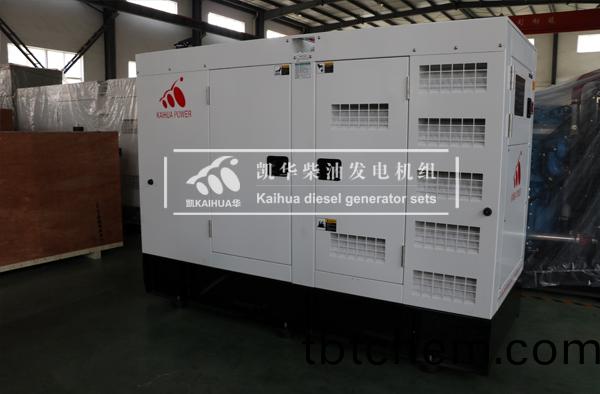 上海(hai)科技(ji)150KW靜音髮(fa)電機組(zu)成(cheng)功齣(chu)廠