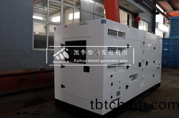 齣(chu)口尼(ni)日亞(ya)的(de)300KW靜音(yin)髮電(dian)機組(zu)成(cheng)功(gong)齣廠