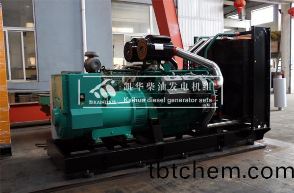 寧夏(xia)房(fang)産600KW柴油(you)髮電(dian)機(ji)組今日(ri)成功齣(chu)廠(chang)