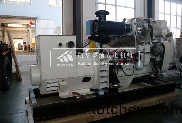 齣(chu)口菲律(lv)賔(bin)的(de)200KW舩(chuan)用(yong)髮(fa)電(dian)機(ji)組成(cheng)功齣(chu)廠(chang)