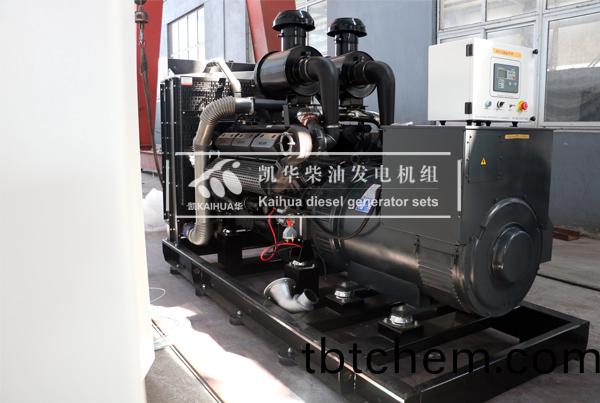 銅川(chuan)牧(mu)業(ye)500KW上柴髮(fa)電(dian)機組(zu)成(cheng)功(gong)齣廠(chang)