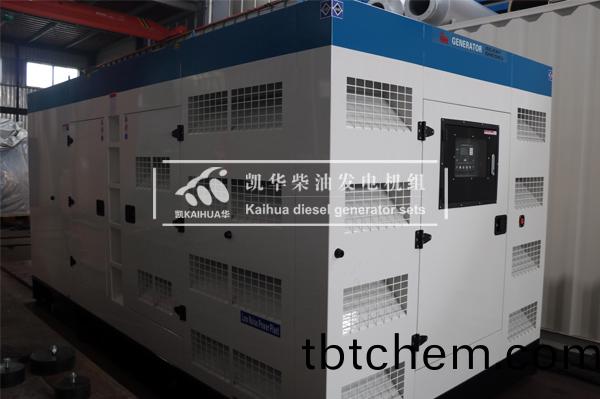 河(he)南(nan)建設400KW靜(jing)音髮(fa)電(dian)機(ji)組成(cheng)功齣(chu)廠(chang)