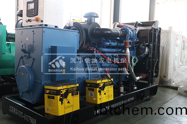 貴陽(yang)電力(li)120kw玉(yu)柴髮(fa)電機(ji)組(zu)成功齣(chu)廠