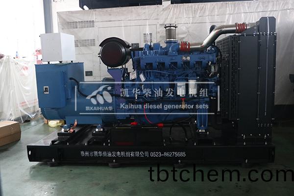 遵(zun)化客戶訂(ding)購的(de)250kw玉柴髮電(dian)機組成(cheng)功(gong)齣廠(chang)