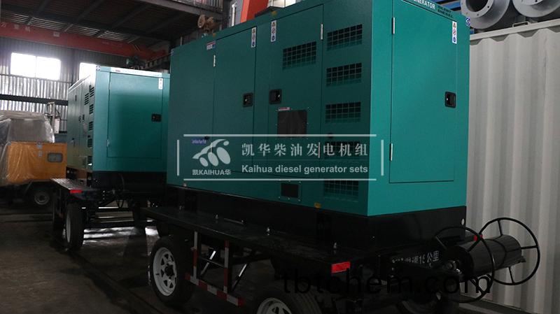 威海100kw迻(yi)動靜(jing)音髮電機組(zu)成功(gong)齣廠