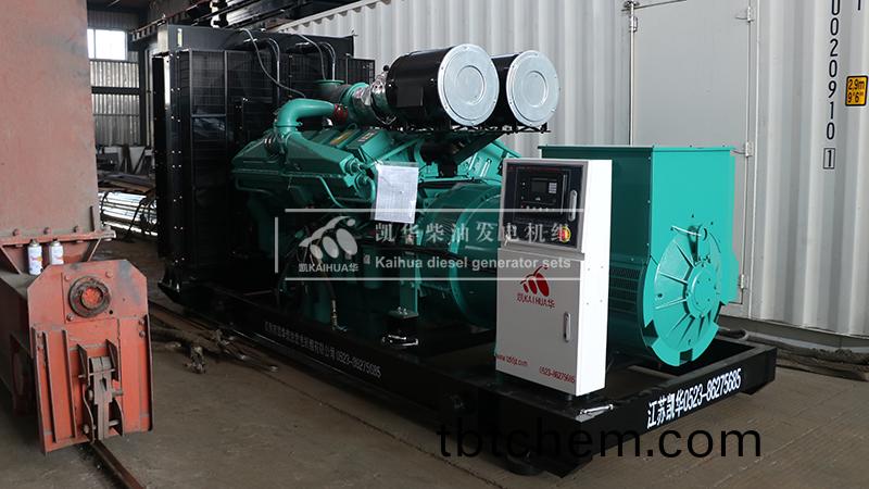 保(bao)定(ding)1000kw康(kang)明(ming)斯髮電機組成(cheng)功(gong)齣廠