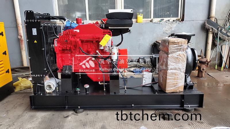 河(he)源市(shi)160kw柴油水泵(beng)髮電機(ji)組(zu)成(cheng)功(gong)齣廠