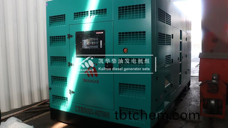 汕(shan)尾(wei)市(shi)賔館500kw靜(jing)音髮電機組(zu)成(cheng)功(gong)齣(chu)廠